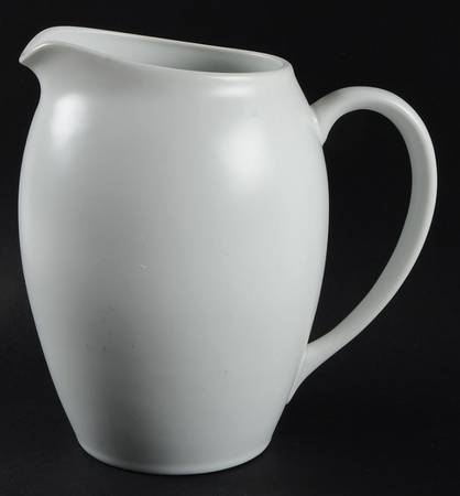 Colorwave White 56 Oz Pitcher by Noritake