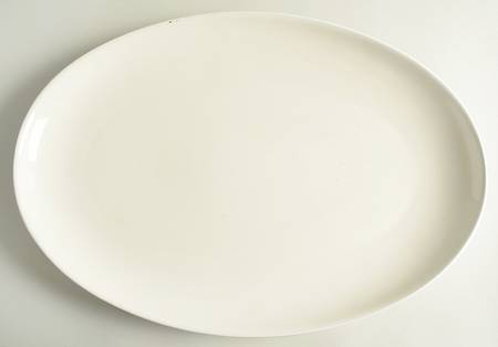 Colorwave White 16" Oval Serving Platter by Noritake