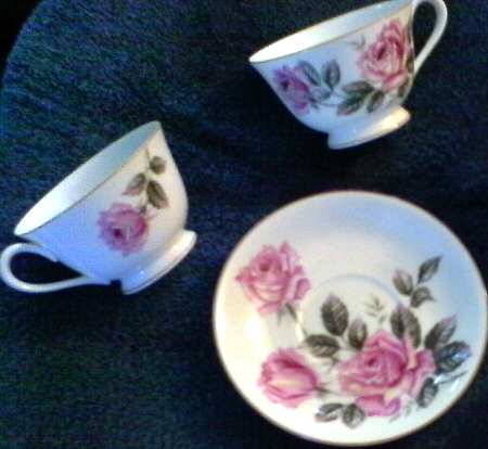N3405 Footed Cup & Saucer Set