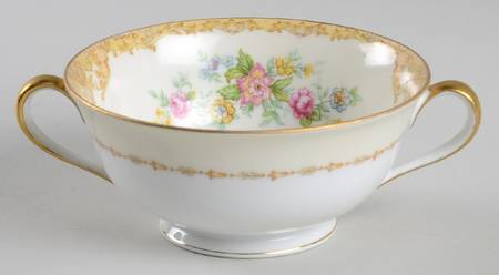 N42 Footed Cream Soup Bowl