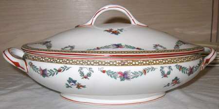 NAG64 Oval Covered Vegetable