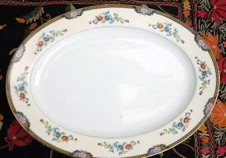 N3560 14" Oval Serving Platter