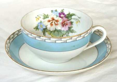 N3597 Flat Cup & Saucer Set