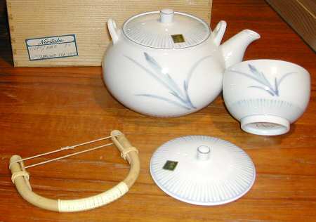 8864 by Noritake