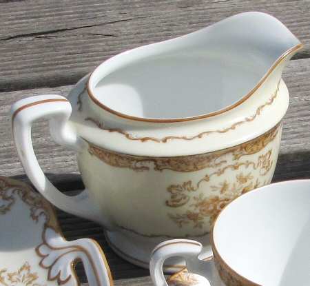 N3600 Creamer