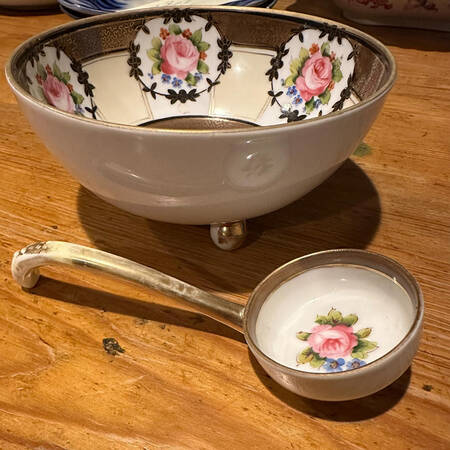 N3867 Whipped Cream Bowl and Ladle