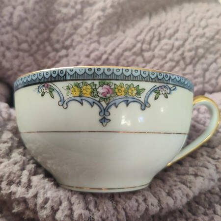 N3881 Flat Cup