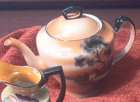 N3886 Mini Teapot & Lid