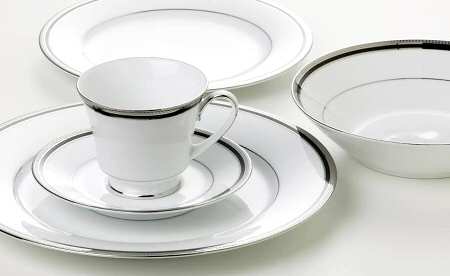 Toorak Noir by Noritake
