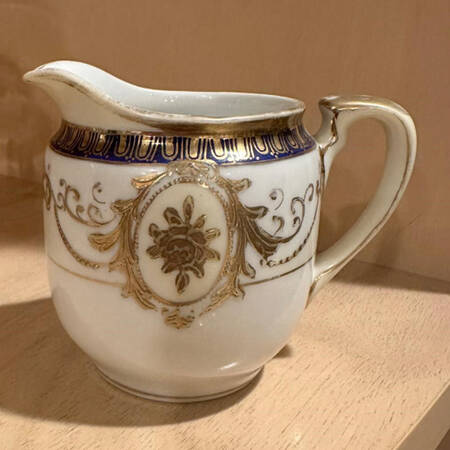 N3891 Creamer