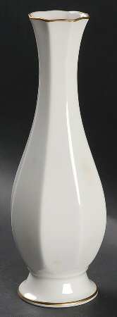 N3893 9" Bud Vase