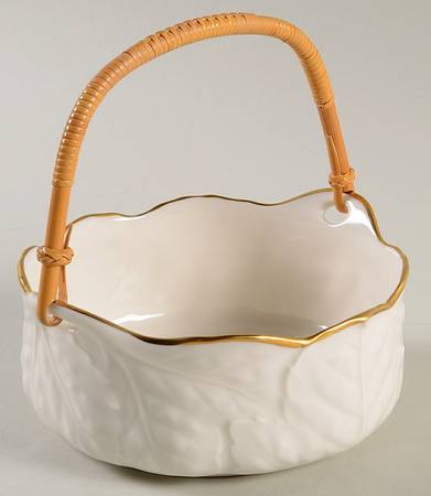 N3893 Wicker Handled Basket