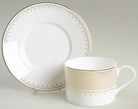Lattice Gold Flat Cup & Saucer Set