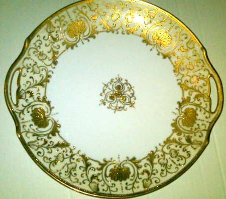 N3940 Handled Cake Plate