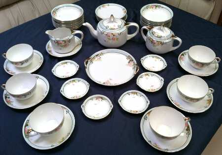 N3941 Teapot & Lid