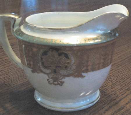 N3950 Creamer