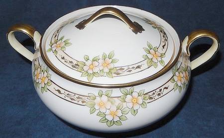 N3955 Sugar Bowl & Lid