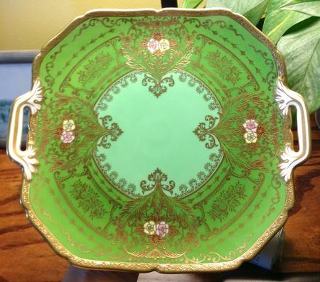 N3994 Square Handled Cake Plate