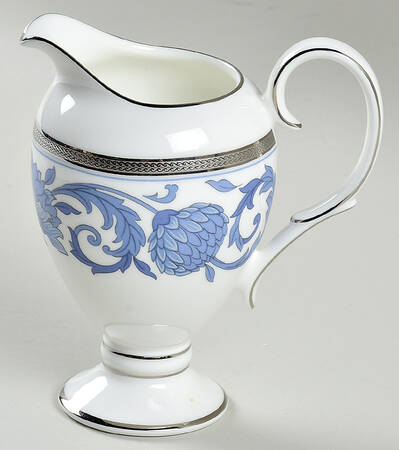 Sonnet in Blue Creamer