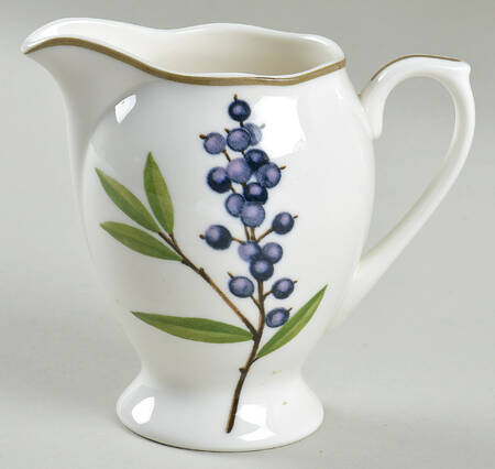 Berries & Brambles Creamer
