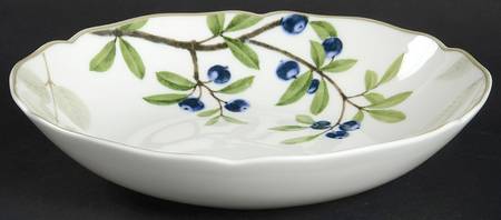 Berries & Brambles 8" Soup/Pasta Bowl