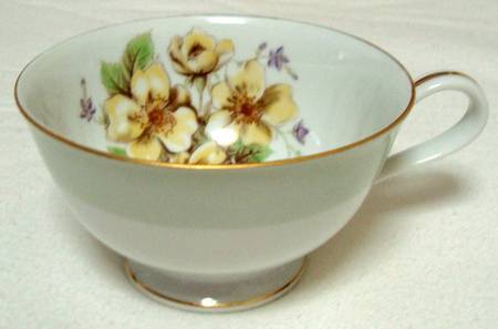 N3662 Footed Cup
