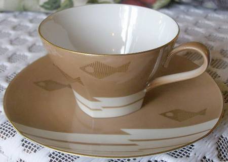N4105 Flat Cup & Saucer Set