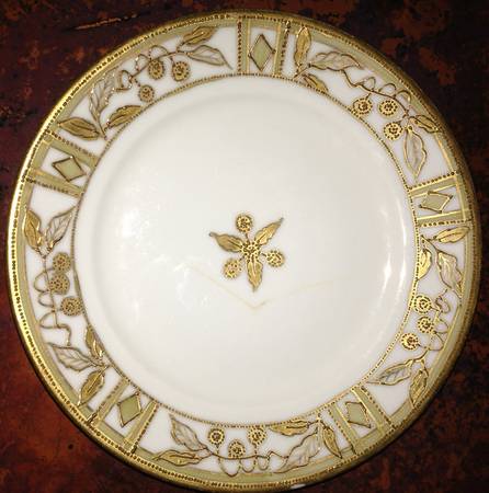 N4107 Dinner Plate