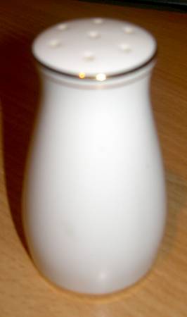 L447 Pepper Shaker