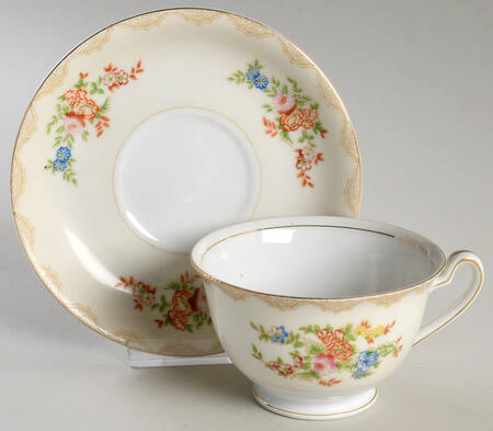 NAT65 Footed Cup & Saucer Set