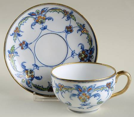 N4151 Flat Cup & Saucer Set