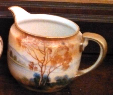 N4194 Creamer