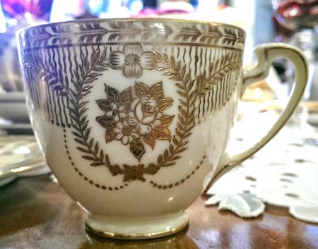 N4206 Footed Cup
