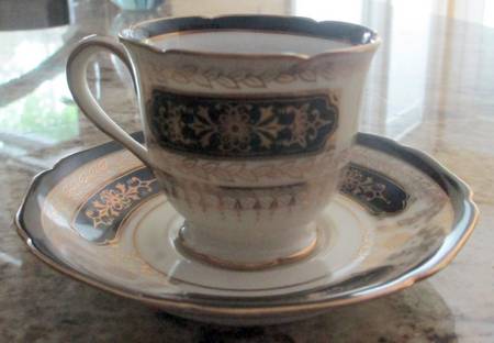N3683 Footed Demitasse Cup & Saucer Set