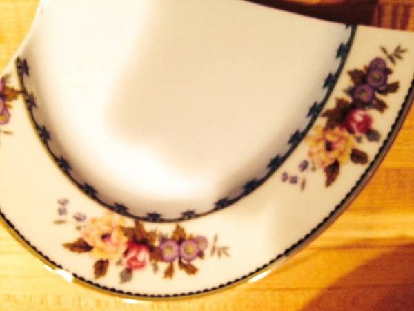 N4230 14" Oval Serving Platter