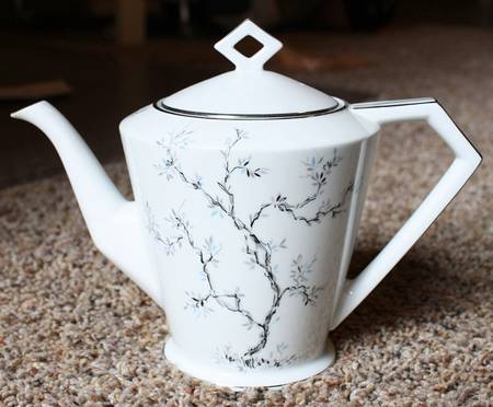N4481 Teapot & Lid