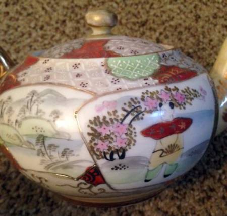 PAQ54 Teapot & Lid