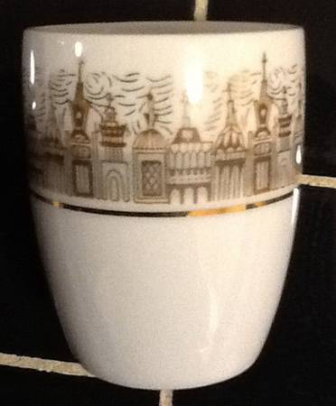 NAR135 Tall China Tumbler