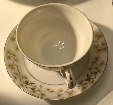 Tenderly Footed Cup & Saucer Set