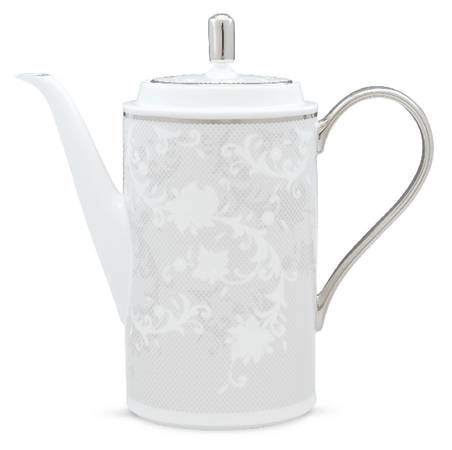 Chantilly Blanche by Noritake