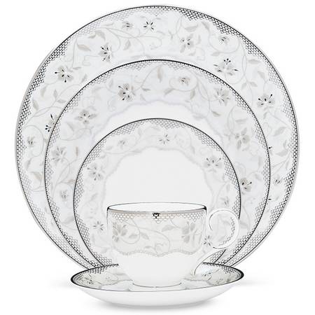Calais Blanche by Noritake