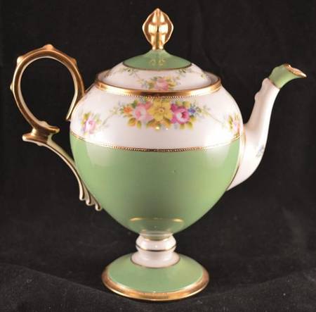 N4299 Teapot & Lid