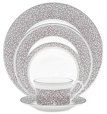 Hubble by Noritake