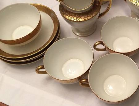 N4514 Flat Cup & Saucer Set