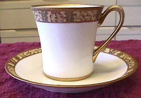 N4980 Flat Cup & Saucer Set