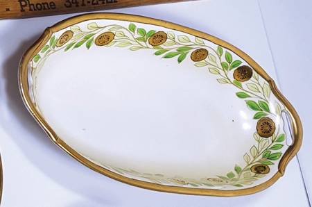 NIP296 10" Oval Vegetable Bowl