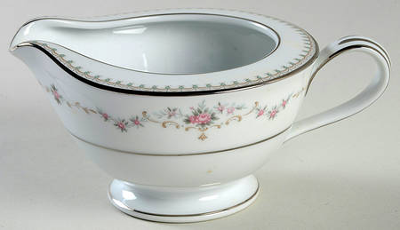 Fairmont Creamer