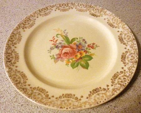 Roses of Victory (Filigree Rim) by Nasco China (USA)