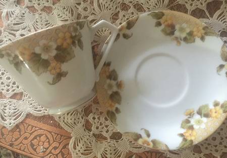 N4523 Footed Cup & Saucer Set