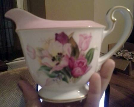 N4325 Creamer